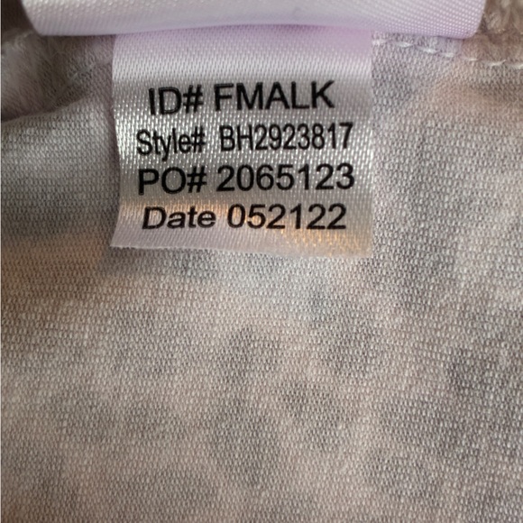 BedHead Pajamas Leopard Print Button-Up Pajama Set Medium - Picture 12 of 15